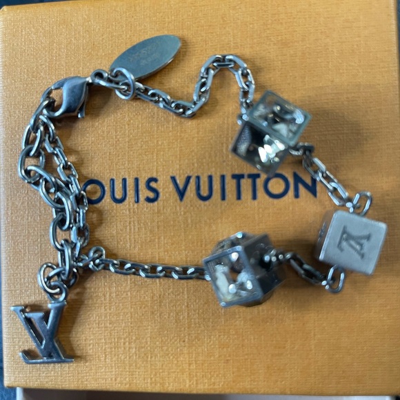 Louis Vuitton Gamble Silver Bracelet / Gorgeous 😍 - Picture 2 of 3